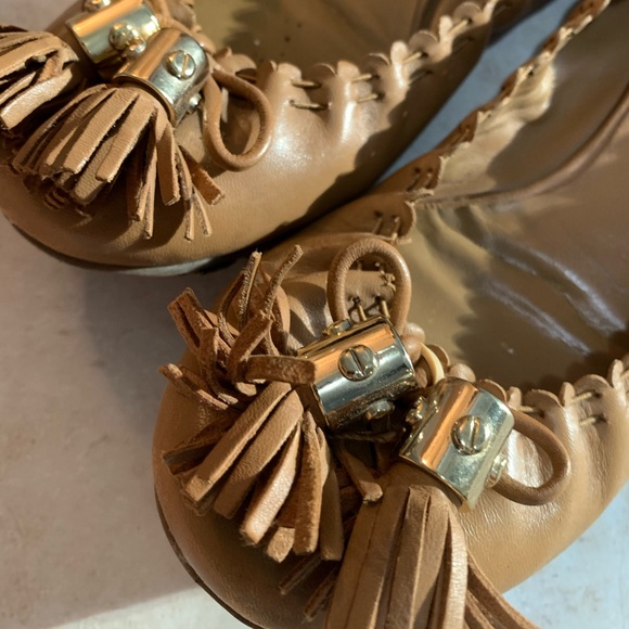 Tory Burch Reese Tassle flats - Tan size 5 - Picture 5 of 5